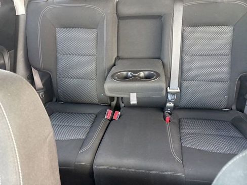 Used 2022 GMC Terrain SLE w/ Driver Convenience Package FWD image 28