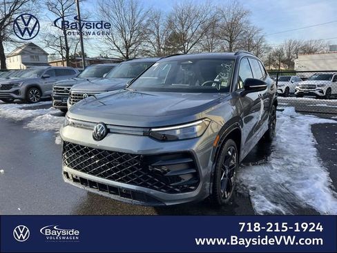 New 2026 Volkswagen Tiguan SE R-Line image 4