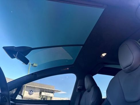 Used 2024 Tesla Model X image 51