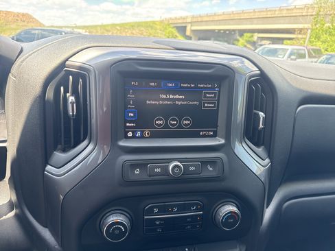 Used 2020 Chevrolet Silverado 2500 W/T w/ WT Fleet Convenience Package AWD/4WD image 25