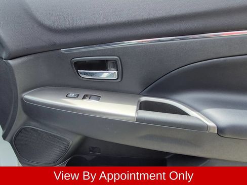 Used 2025 Mitsubishi Outlander Sport SE AWD/4WD image 32