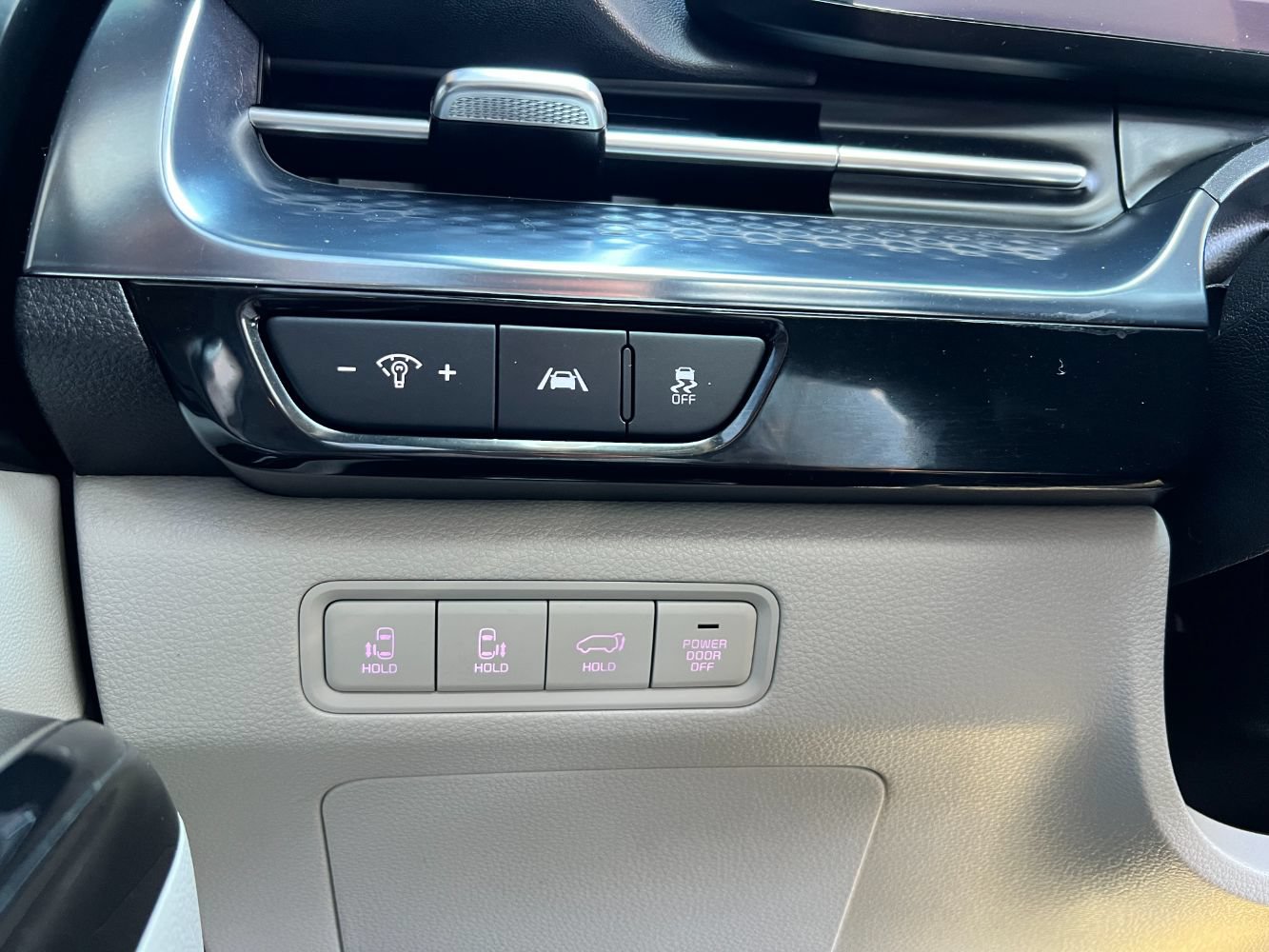 Used 2024 Kia Carnival SX Prestige FWD image 14