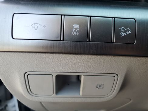 Used 2025 Hyundai Kona SEL FWD image 19