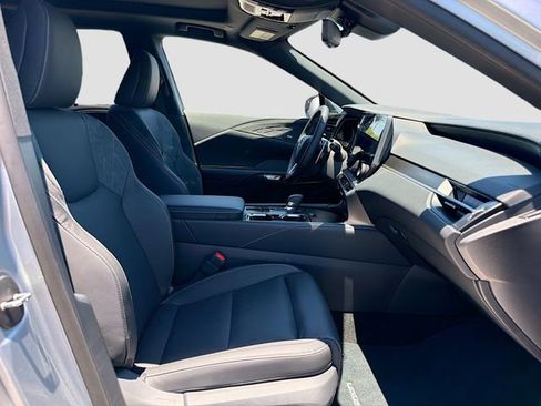 New 2026 Lexus RX 450h AWD image 16