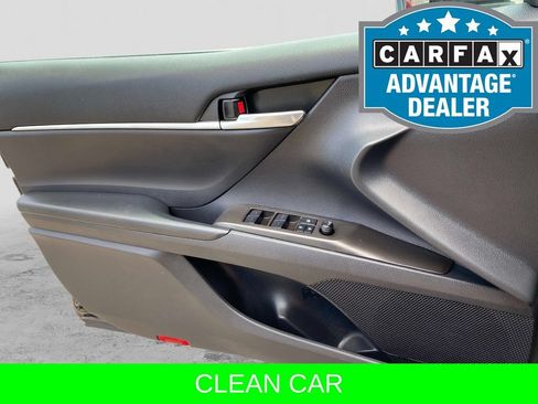 Used 2022 Toyota Camry SE FWD image 20