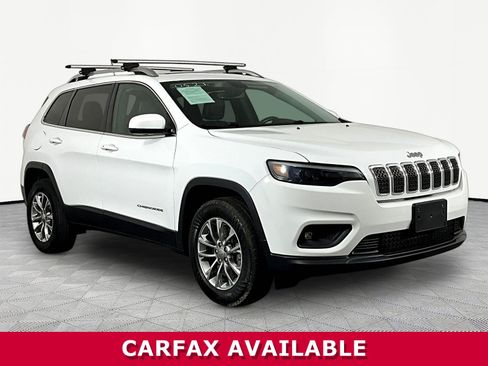 Used 2019 Jeep Cherokee Latitude Plus w/ Comfort/Convenience Group AWD/4WD image 3