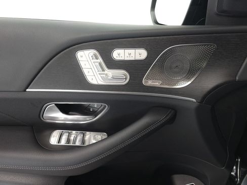 Certified 2026 Mercedes-Benz GLS 450 4MATIC image 6