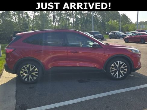 Used 2020 Ford Escape SE Sport AWD/4WD image 3