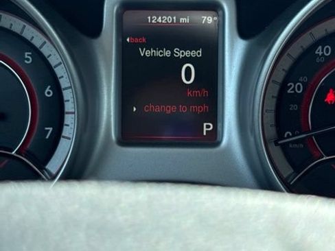 Used 2017 Dodge Journey SXT w/ Comfort/Convenience Group AWD/4WD image 12