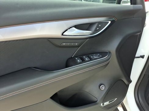 New 2026 Buick Envision Sport Touring image 12