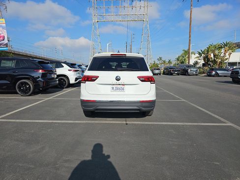 Used 2024 Volkswagen Tiguan S image 6