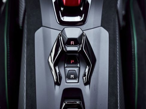 Used 2022 Lamborghini Huracan STO image 69