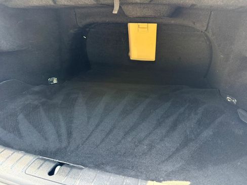 Used 2015 Hyundai Genesis 3.8 w/ Option Group 03 image 19