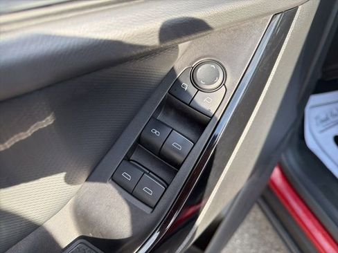 Certified 2025 Chevrolet Equinox LT w/ Safety and Technology Package image 21