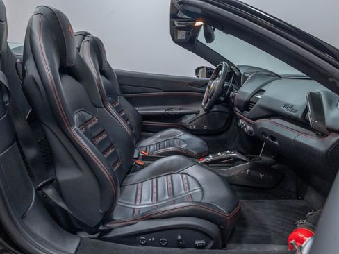 Used 2016 Ferrari 488 Spider RWD image 43