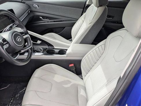Certified 2023 Hyundai Elantra Limited image 14
