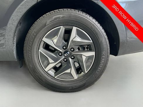 Certified 2021 Kia Sorento S FWD image 7