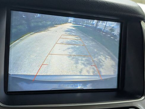 Used 2019 Chevrolet Suburban LT AWD/4WD image 27
