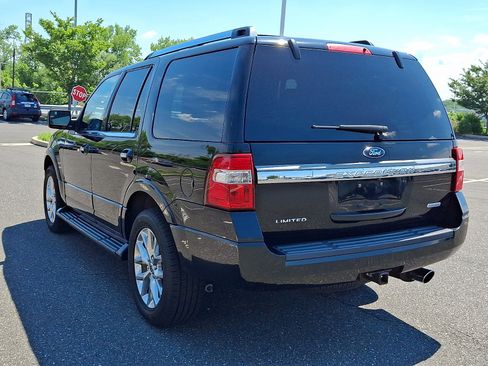 Used 2017 Ford Expedition Limited AWD/4WD image 4