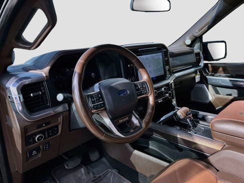 Used 2025 Ford F150 King Ranch w/ FX4 Off-Road Package AWD/4WD image 9