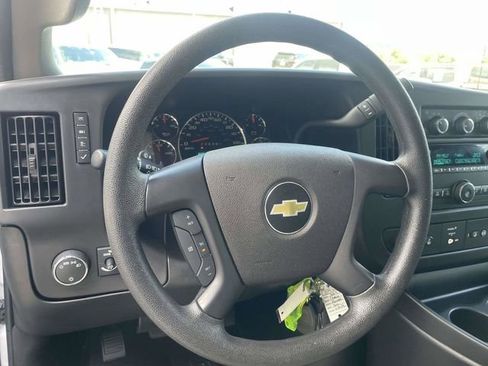 Used 2016 Chevrolet Express 2500 LT w/ LT Preferred Equipment Group RWD image 21