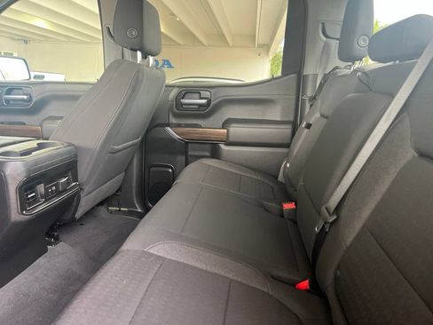 Used 2021 Chevrolet Silverado 1500 RST AWD/4WD image 9
