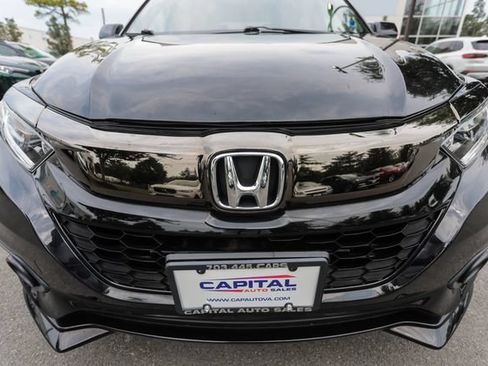 Used 2021 Honda HR-V Sport image 17