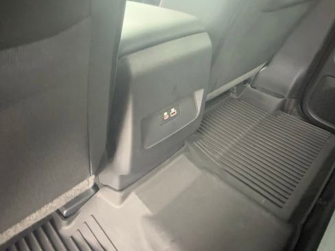 Used 2022 Nissan Frontier PRO-4X w/ Off-Road Protection Package image 27