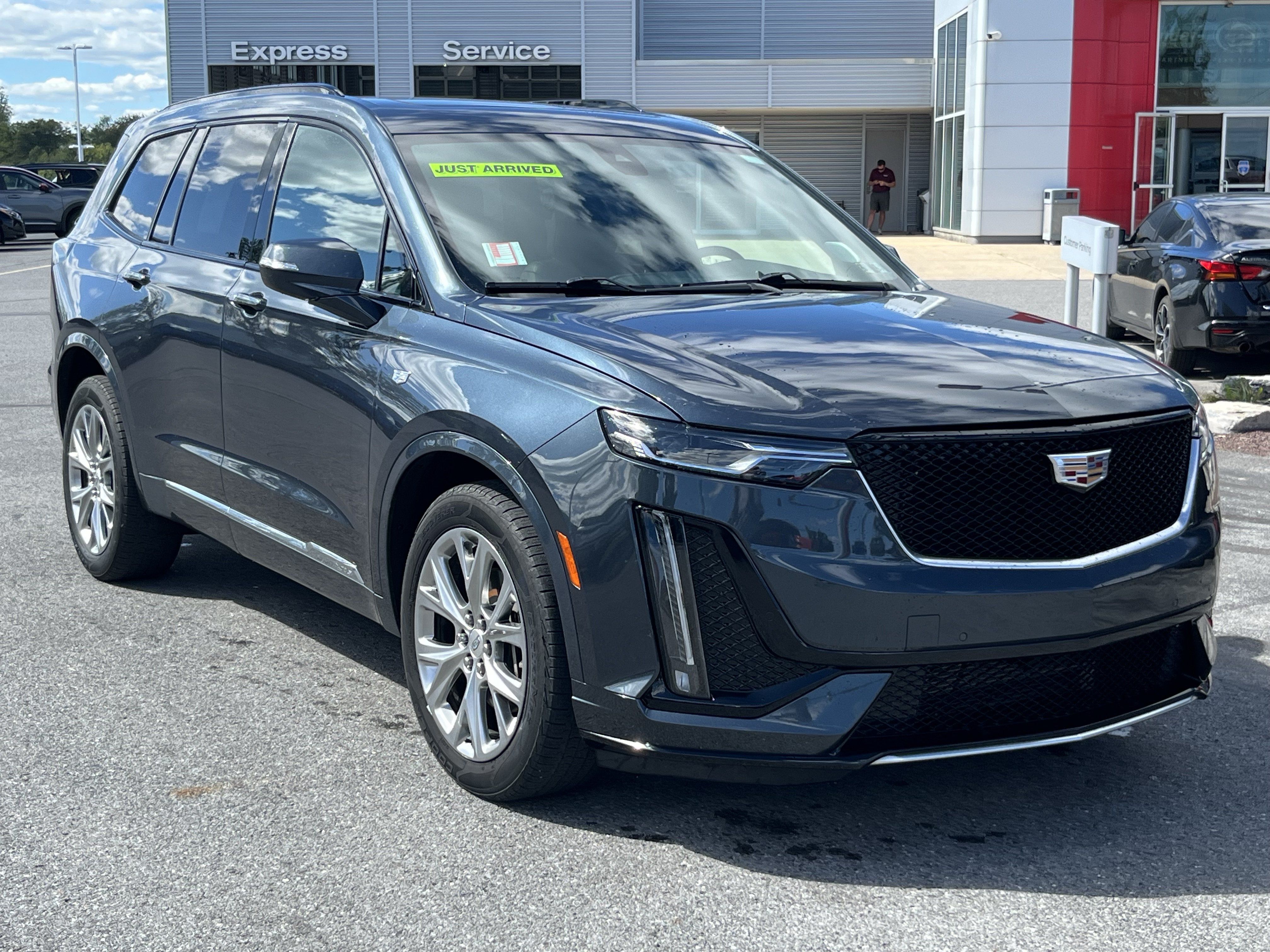 Used 2020 Cadillac XT6 Sport w/ LPO, Floor Liner Package AWD/4WD image 1