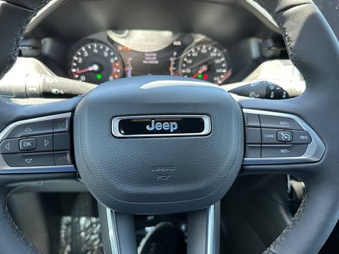 New 2026 Jeep Compass Latitude AWD/4WD image 23