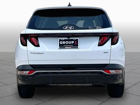 Used 2023 Hyundai Tucson SE AWD/4WD image 5