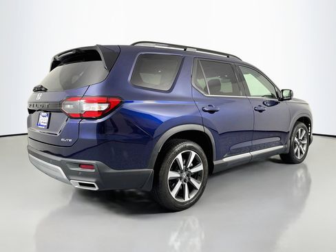 Certified 2025 Honda Pilot Elite image 5