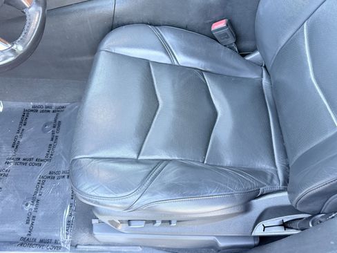 Used 2018 Cadillac Escalade Premium Luxury image 28