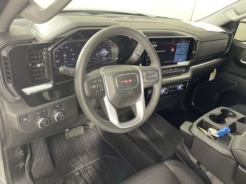 Used 2025 GMC Sierra 1500 Elevation AWD/4WD image 10