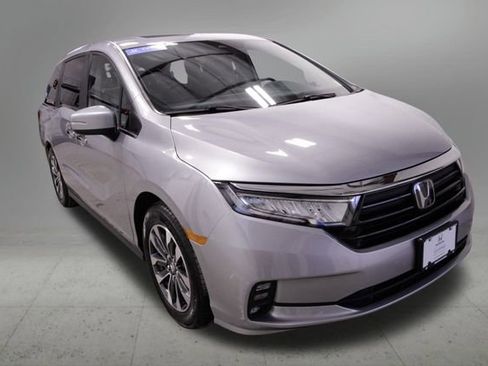 Certified 2023 Honda Odyssey EX-L image 9