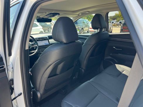 Used 2024 Hyundai Tucson Limited FWD image 16