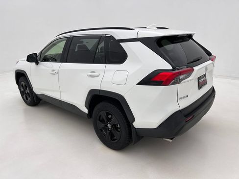 Used 2019 Toyota RAV4 XLE w/ All Weather Liner Package AWD/4WD image 9