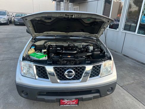 Used 2007 Nissan Frontier XE w/ Preferred Pkg image 10
