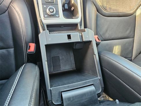 Used 2024 Ford Explorer ST w/ Equipment Group 401A image 25