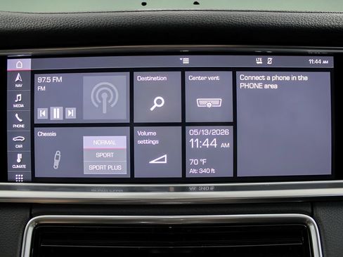 Used 2020 Porsche Panamera 4 AWD/4WD image 28
