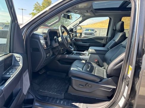 Used 2025 Ford F350 Lariat w/ FX4 Off-Road Package AWD/4WD image 8
