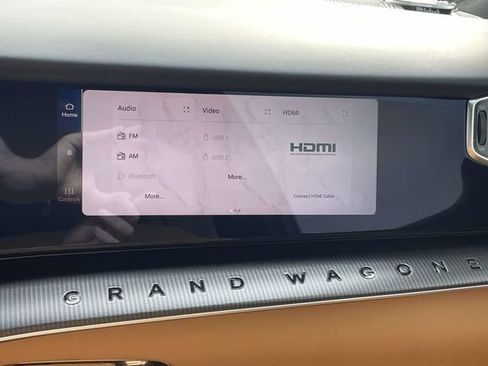 Used 2024 Jeep Grand Wagoneer Series III w/ Rear Seat Video Group 1 AWD/4WD image 38