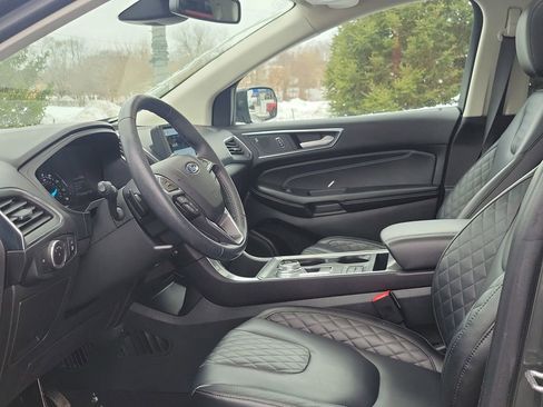 Used 2023 Ford Edge Titanium w/ Class II Trailer Tow Package image 8