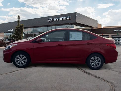 Used 2015 Hyundai Accent GLS image 2