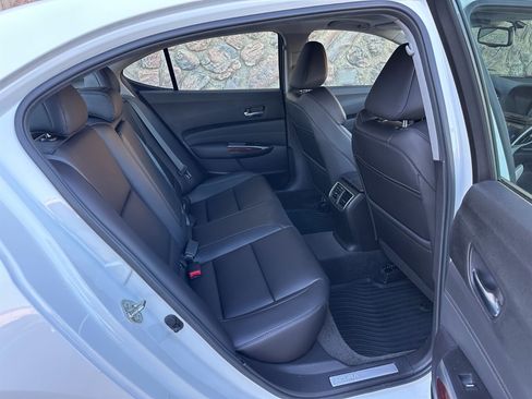 Used 2017 Acura TLX image 42