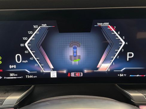 Used 2023 BMW 740i w/ Parking Assistance Package RWD image 22