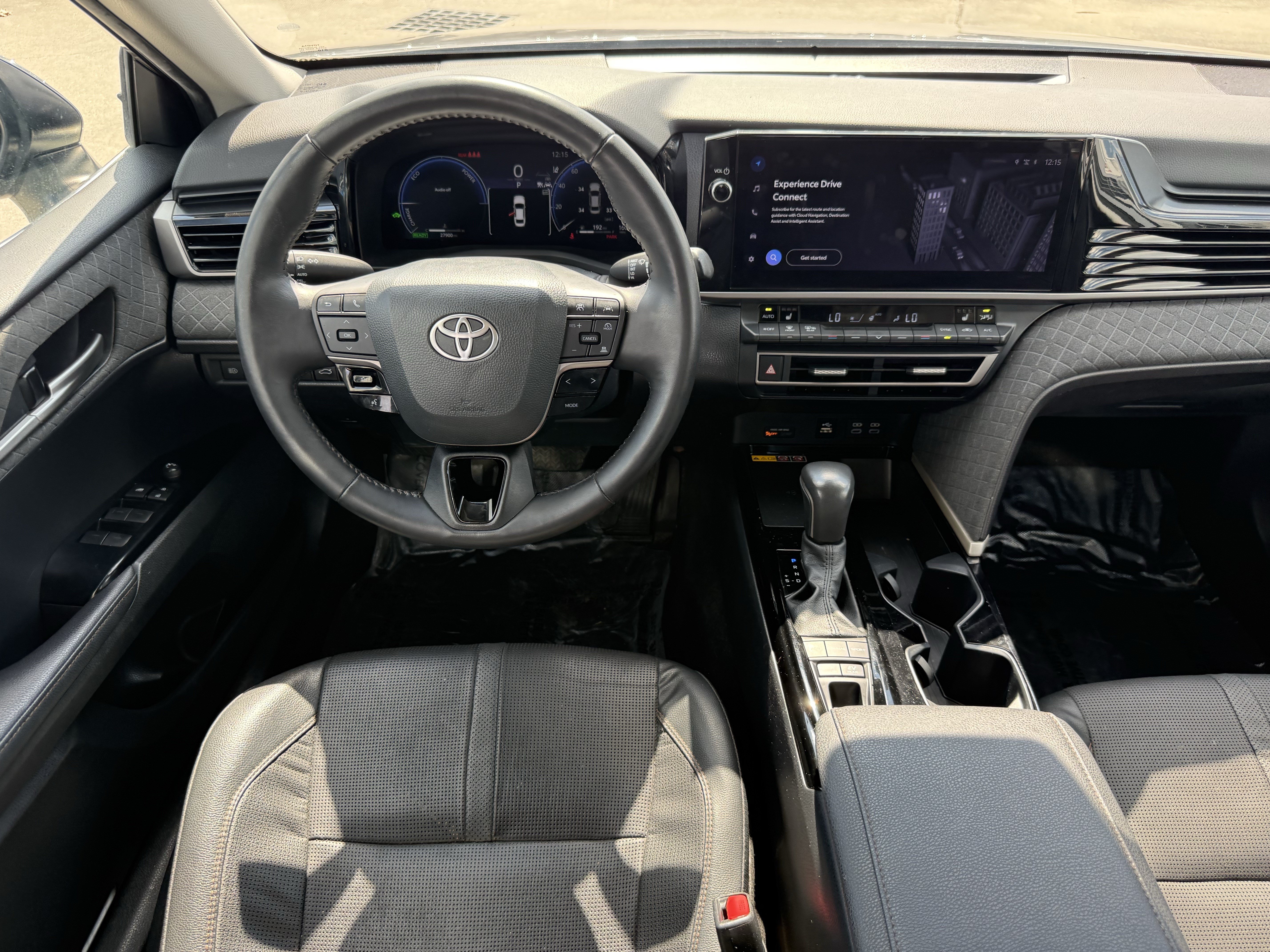 Used 2025 Toyota Camry XLE FWD image 14