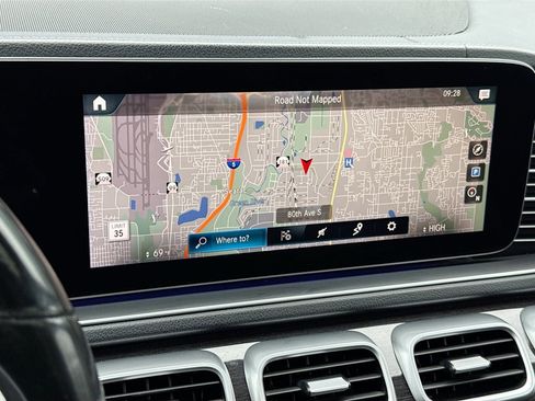 Used 2020 Mercedes-Benz GLS 450 4MATIC w/ Convenience Package image 13