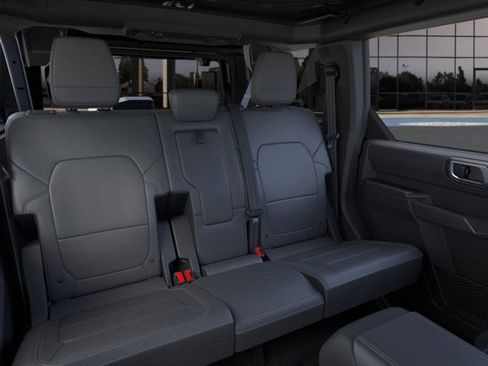 New 2025 Ford Bronco Outer Banks image 11