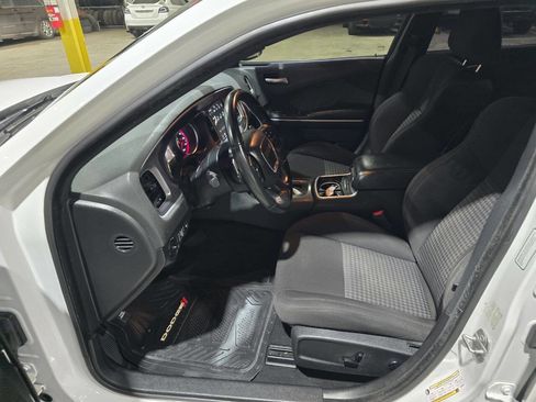 Used 2020 Dodge Charger GT RWD image 25